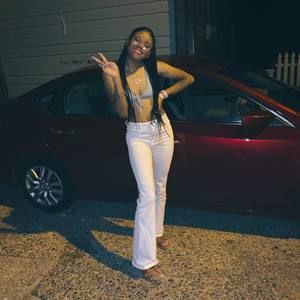 Meet your Posher, Frida